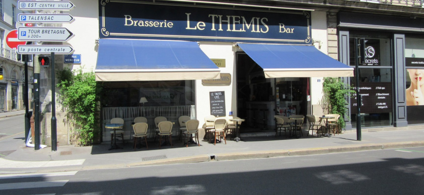 Le Thémis  Café brasserie