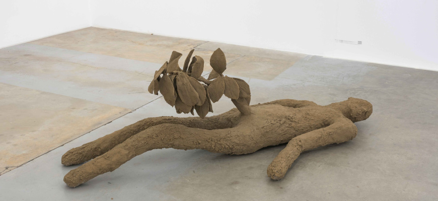 Gloria Friedmann - Combien de terres faut-il à l’homme ? / Voyage à Nantes Art contemporain