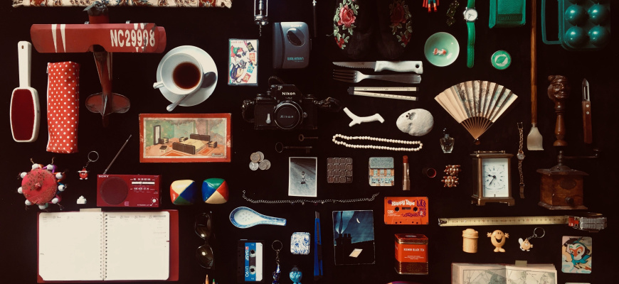 Macabradathèque ! Une collection de gestes perdus et d&#039;objets qui restent // Anne-Line Drocourt Art contemporain