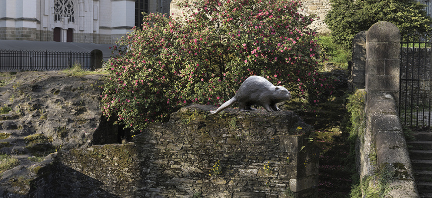 Le Voyage à Nantes - Un castor sur un mur Sculpture