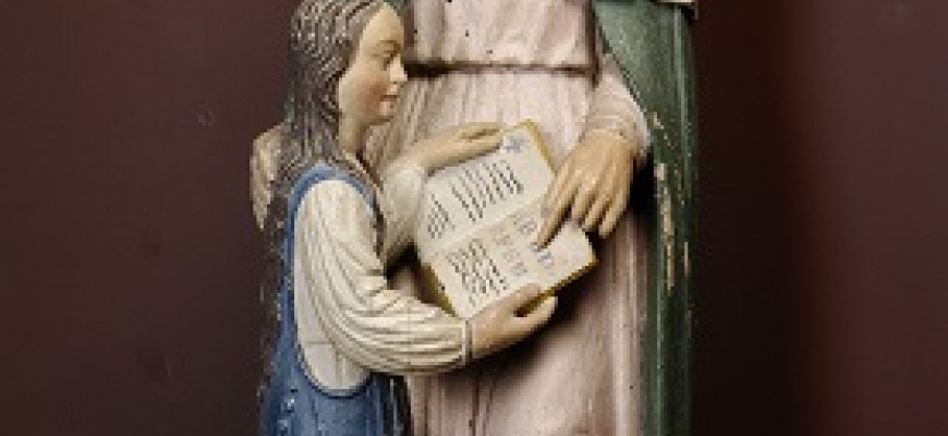Sainte Anne et le livre Pluridisciplinaire