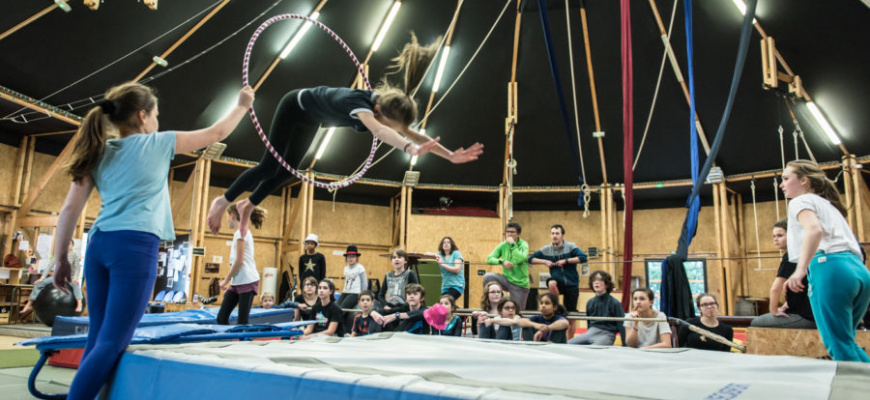       Stages d&#039;été d&#039;initiation aux arts du cirque Atelier/Stage