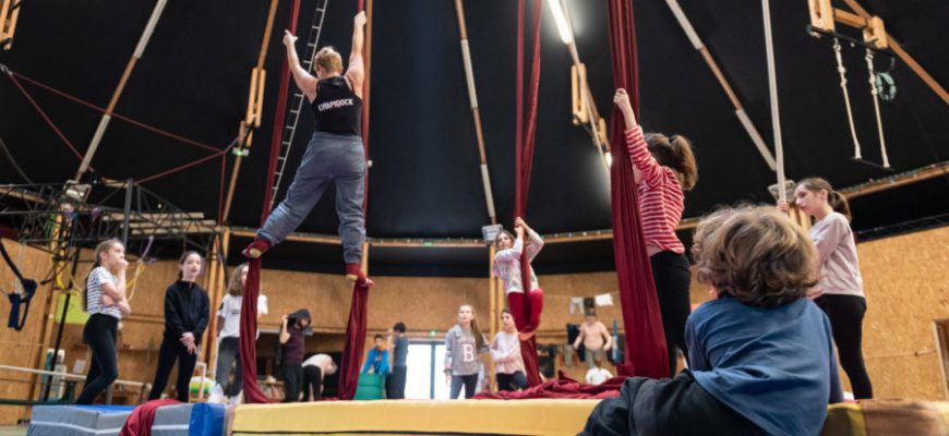       Stages d&#039;été d&#039;initiation aux arts du cirque Atelier/Stage