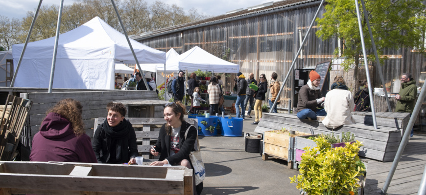 FESTIVAL DEUXMAINS Marché/Vente