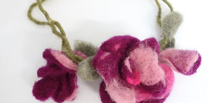 Atelier fleurs en laine cardée Atelier/Stage