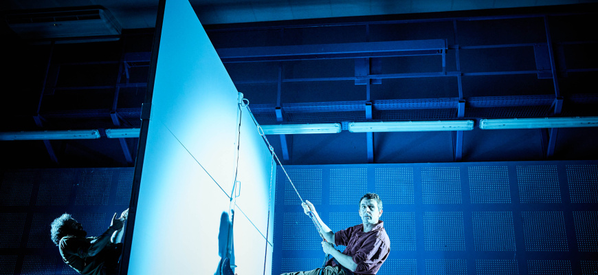 Une ombre vorace Théâtre