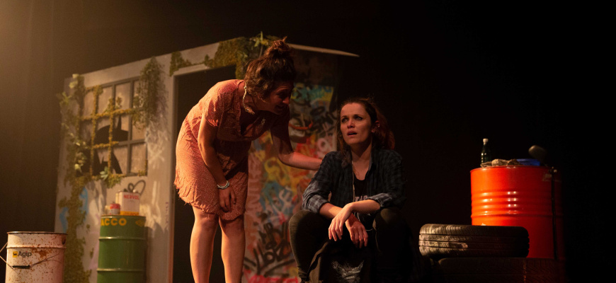 Burn baby burn Théâtre