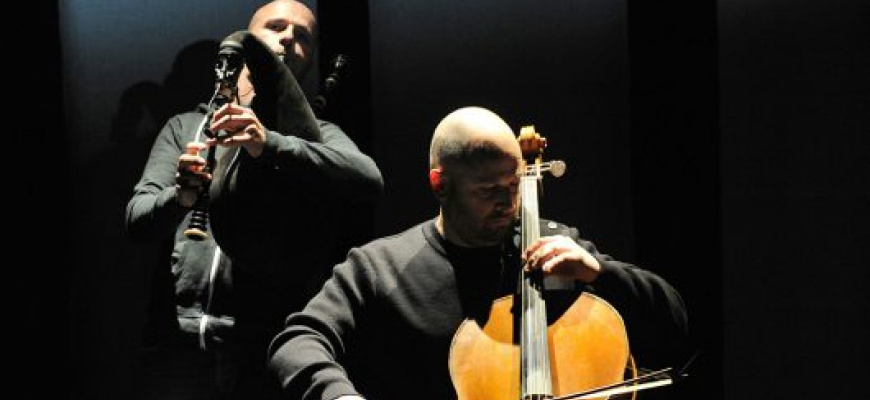 Comme souffler dans un violoncelle - Erwan Martinerie et François Robin Musique du monde