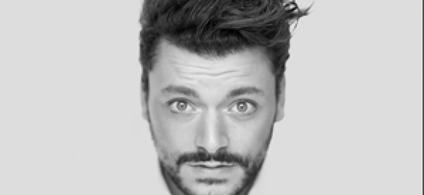 Kev Adams, Sois 10 ans Humour