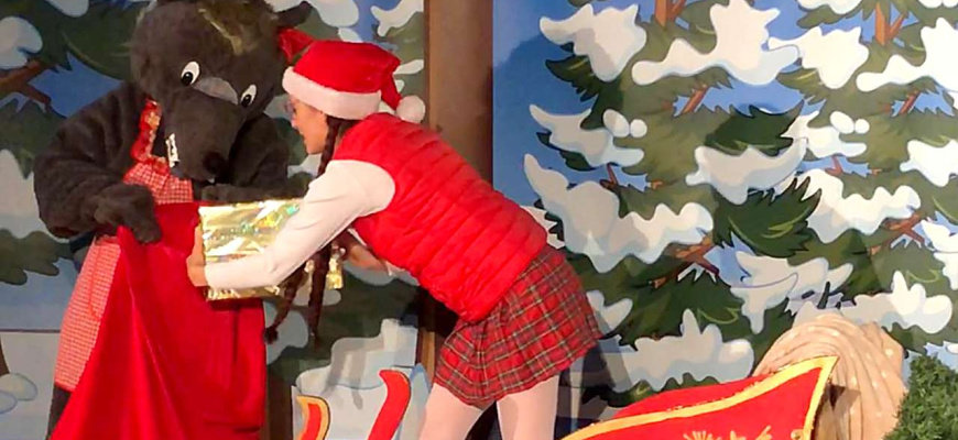 Lily et le traîneau du Père Noël Conte