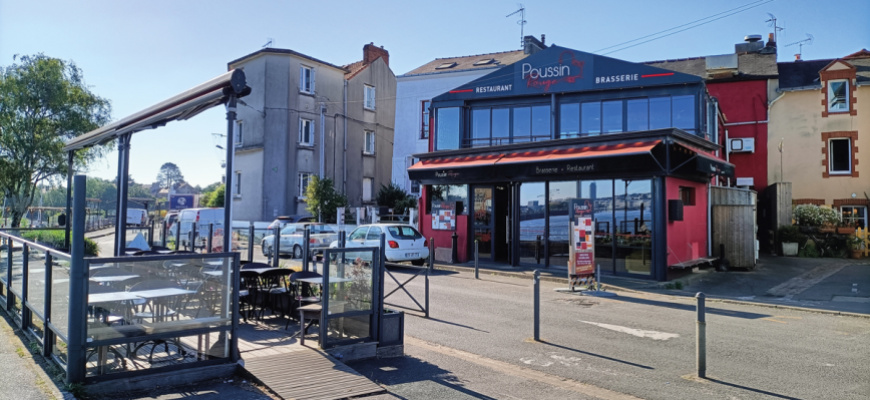 Le poussin rouge Bistrot