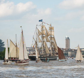 Image Débord de Loire : une parade nautique d'exception ! Festival