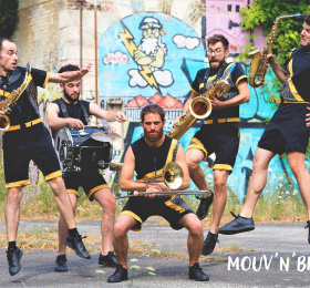 Image LES CONVIVIALES DU PÉ : Mouv'n'Brass Arts de la rue