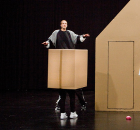 Image After All Springville - Miet Warlop Théâtre