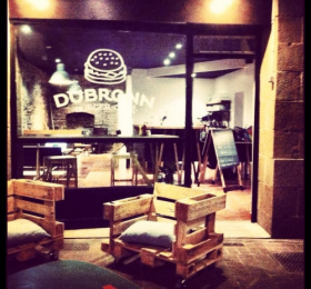 Dubrown Burger Café